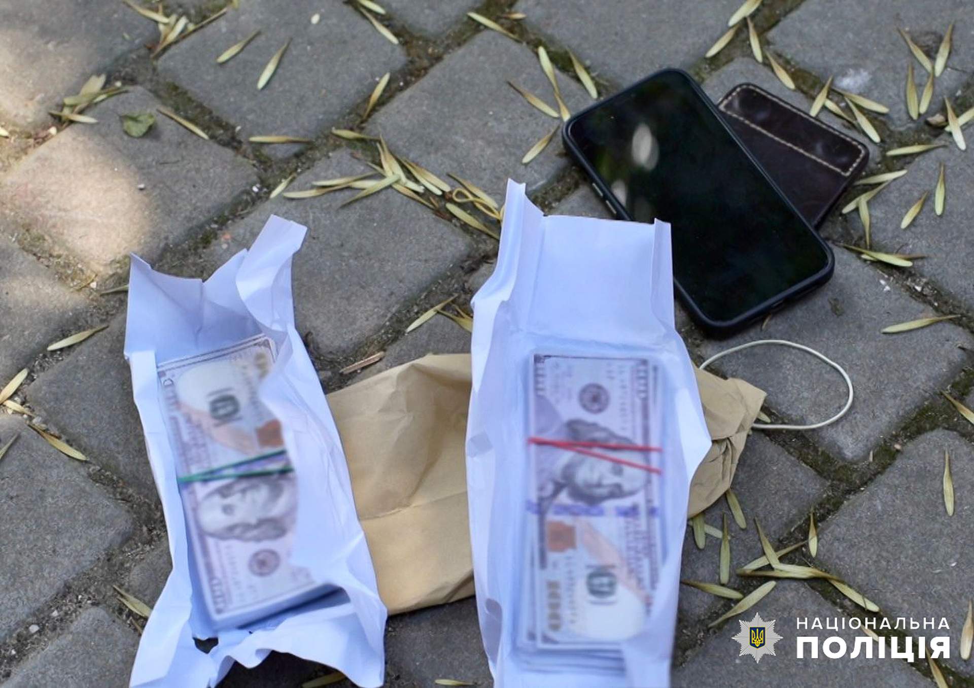 В Одесі керівник громадської організації попався на продажі гуманітарних авто