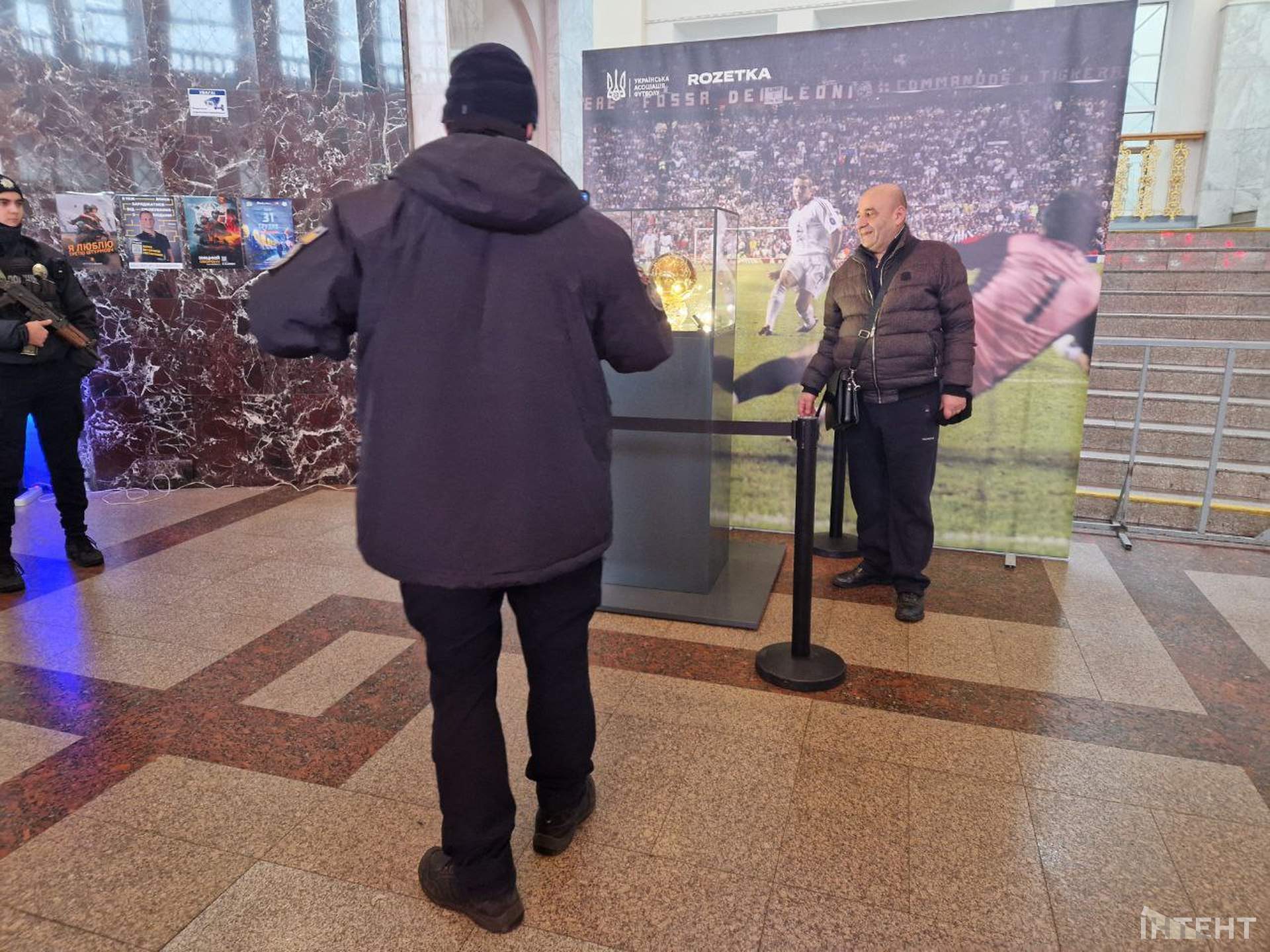 В Одесу приїхав золотий м'яч Шевченка: коли можна побачити