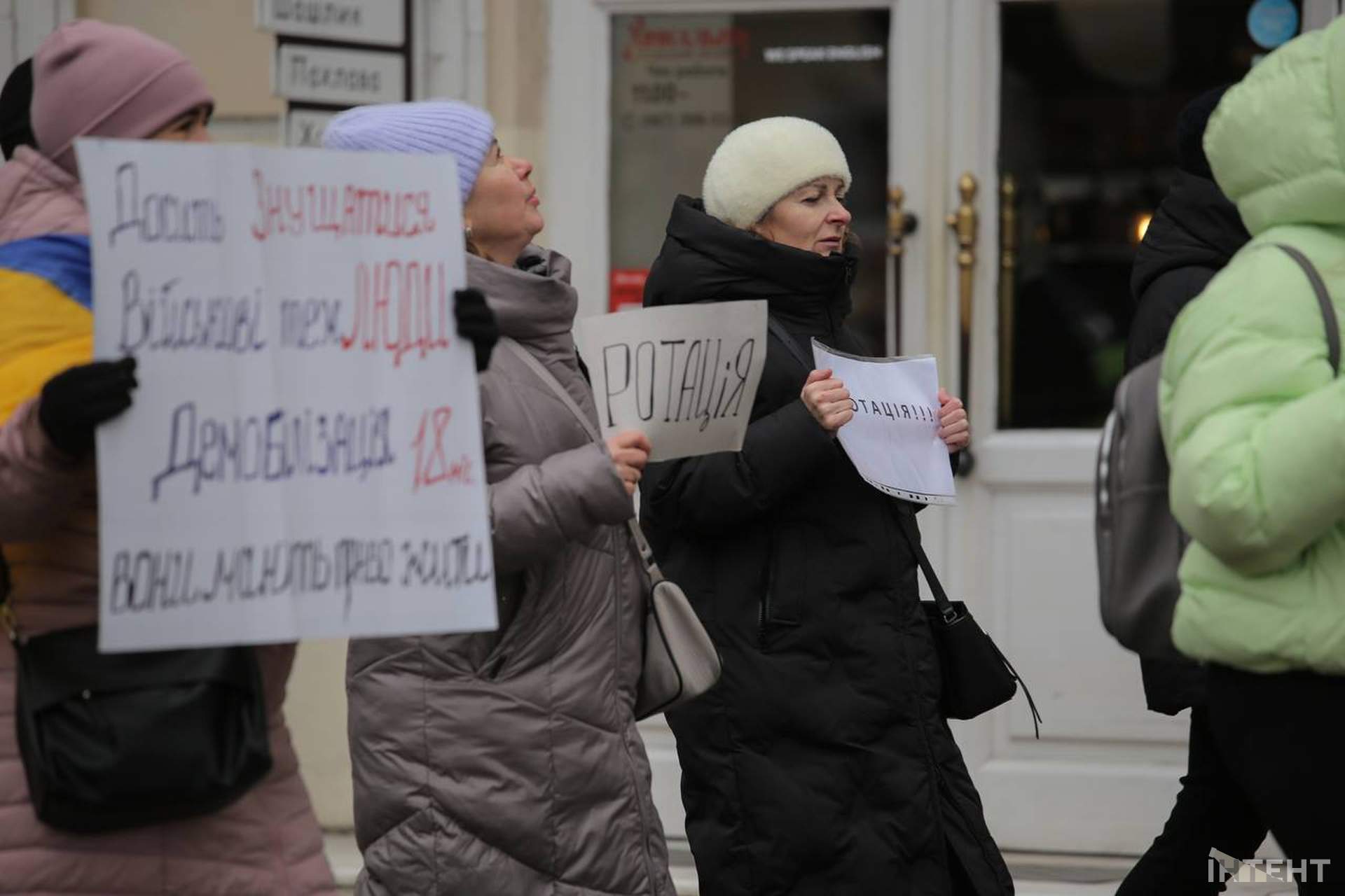 Родичі військових влаштували в Одесі ходу на підтримку демобілізації