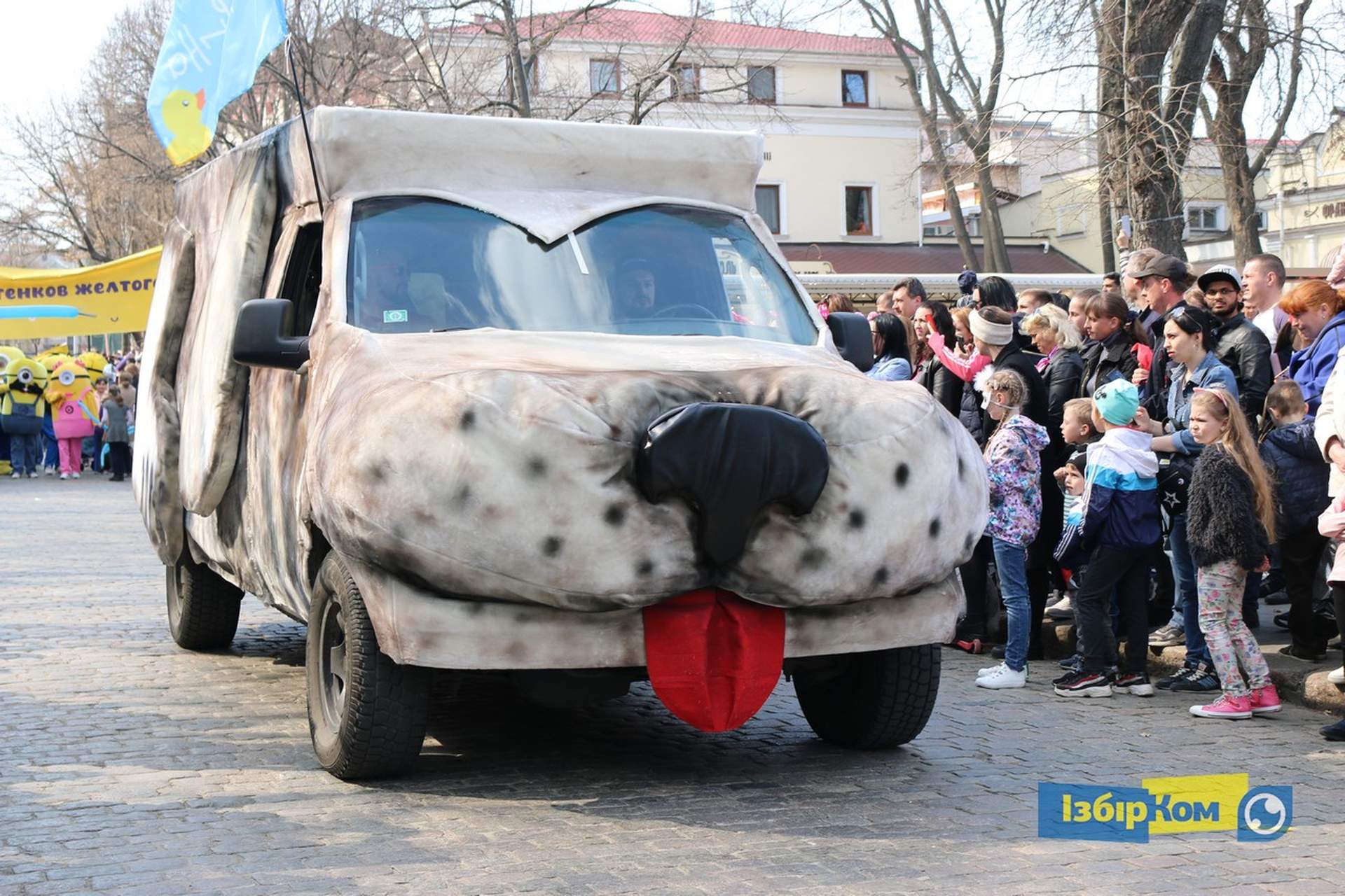 Парад Юморины 2019: зомби, клоуны и Чарли Чаплины