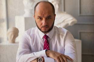 Депутат-втікач з Одеси три роки працює на росіян, але мандат не втратив