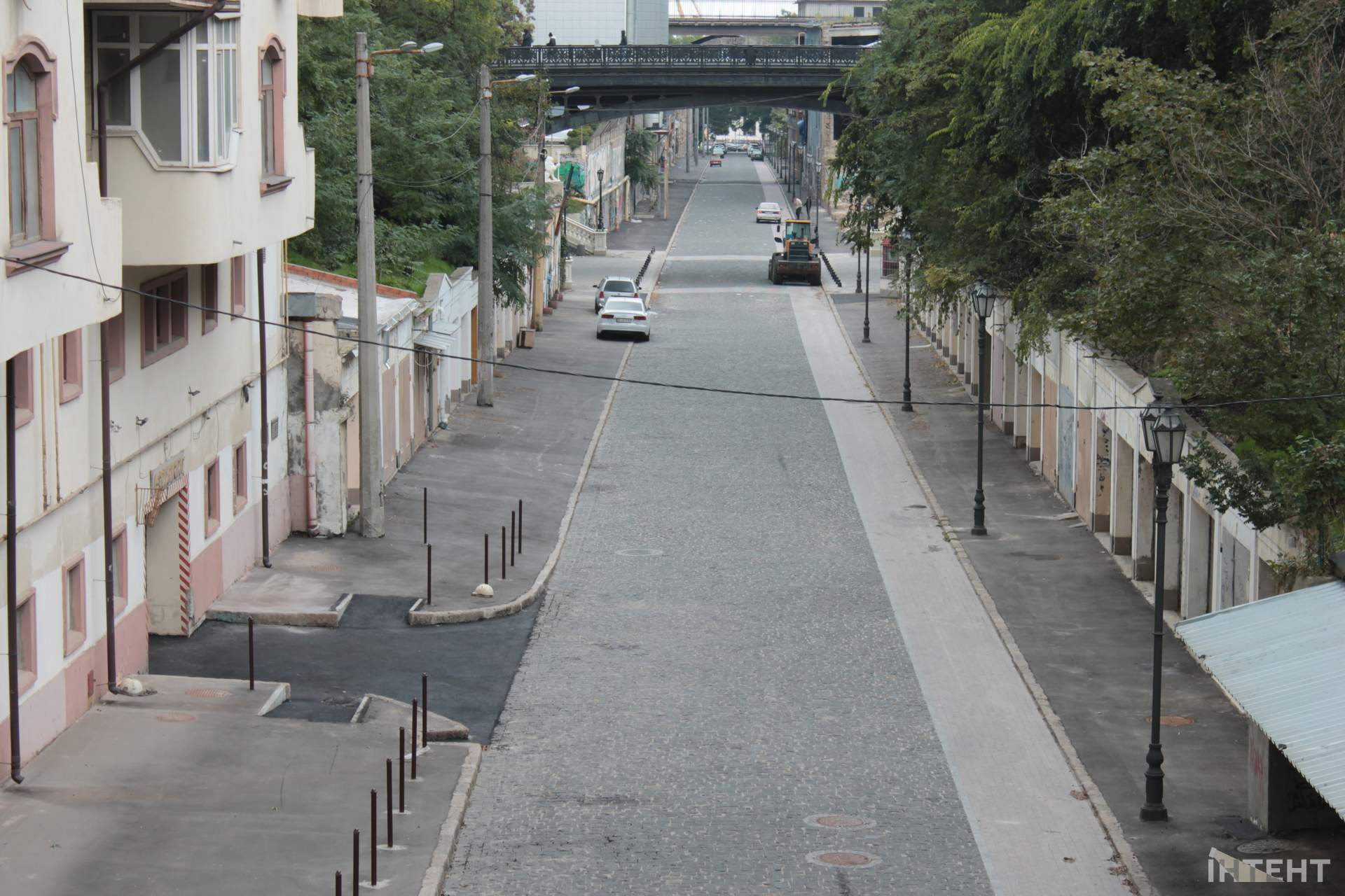 В Одесі майже завершили ремонтувати Деволанівський узвіз