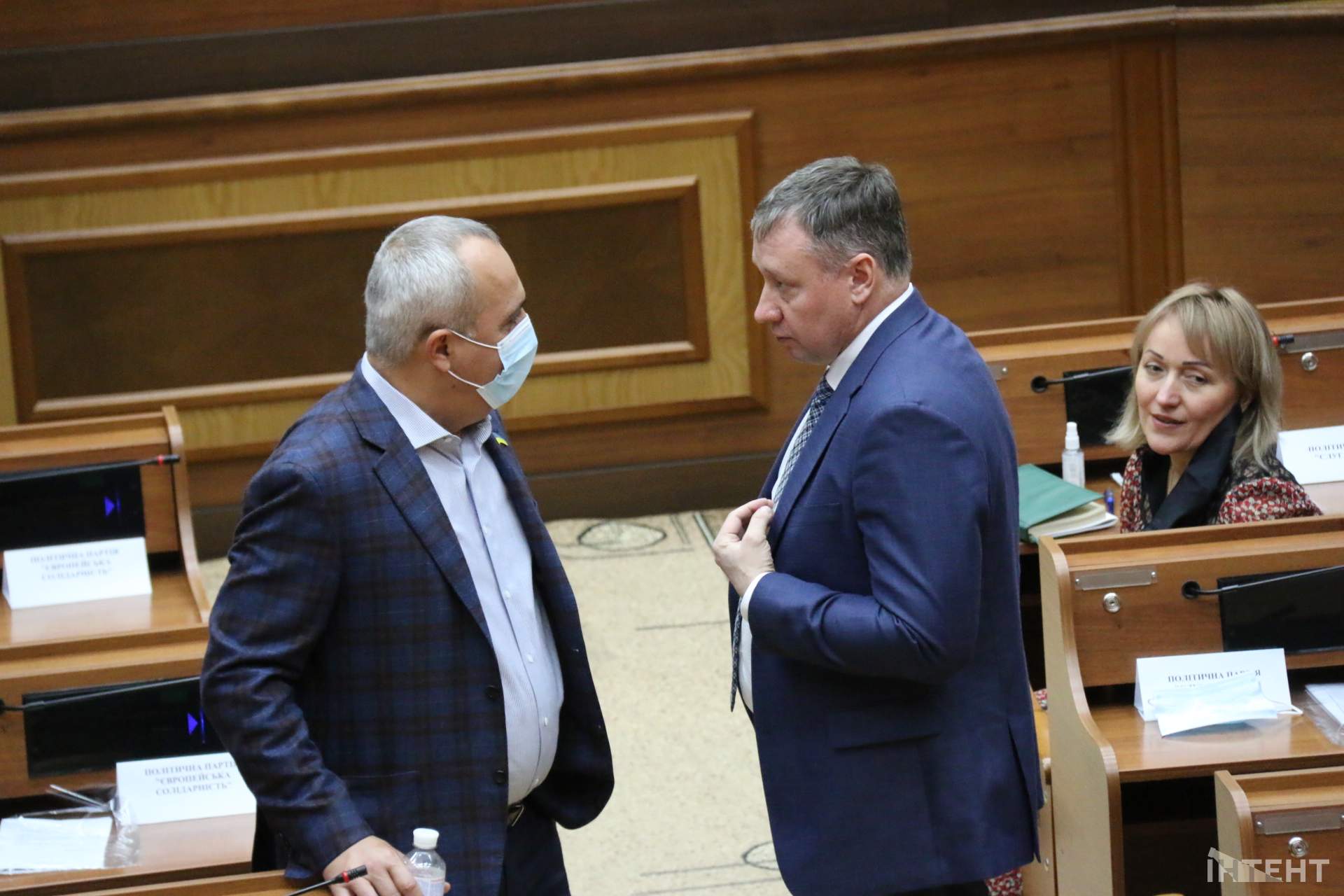 Перша сесія нової Одеської обласної ради в кадрах