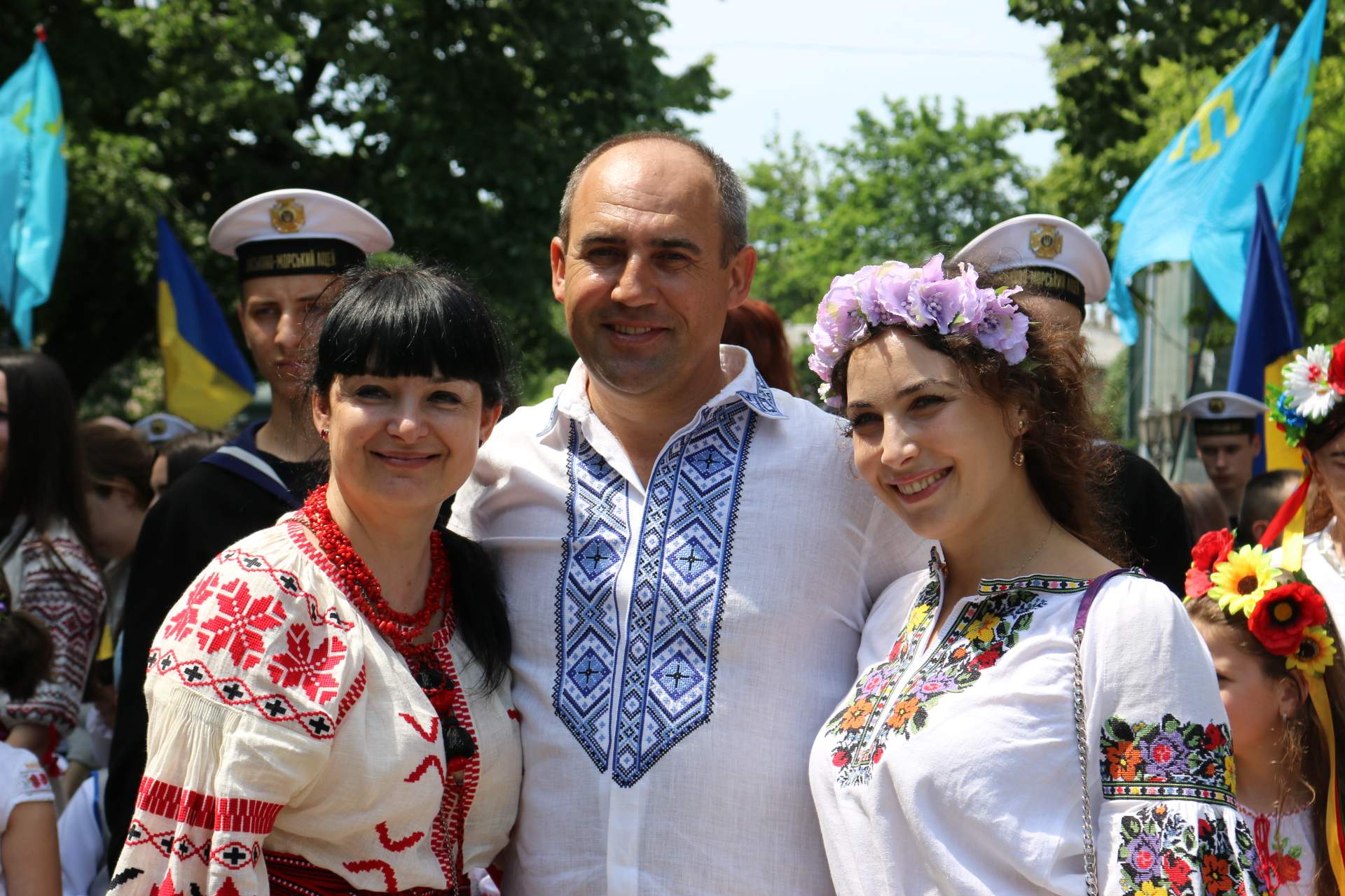 Мегамарш у вишиванках 2019