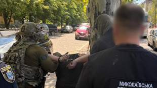 Військовий у Миколаєві продавав гуманітарні автівки ЗСУ