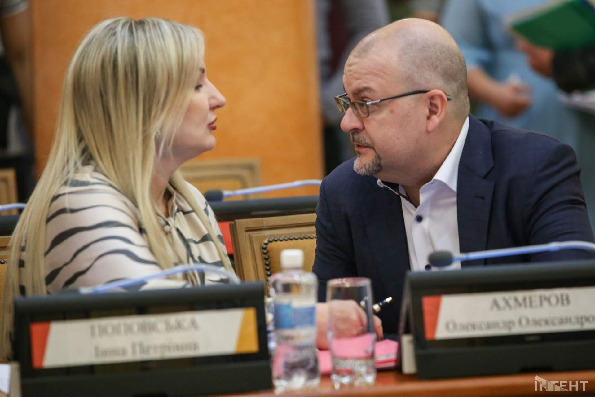Сесія міської ради в об'єктиві ІзбірКома