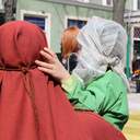 «Пасхальная реконструкция» в Одессе: плакальщицы, медвежьи шкуры и селфи с легионерами