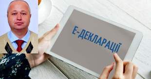 Дружина заступника голови Херсонської райадміністрації не захотіла вказувати свої доходи