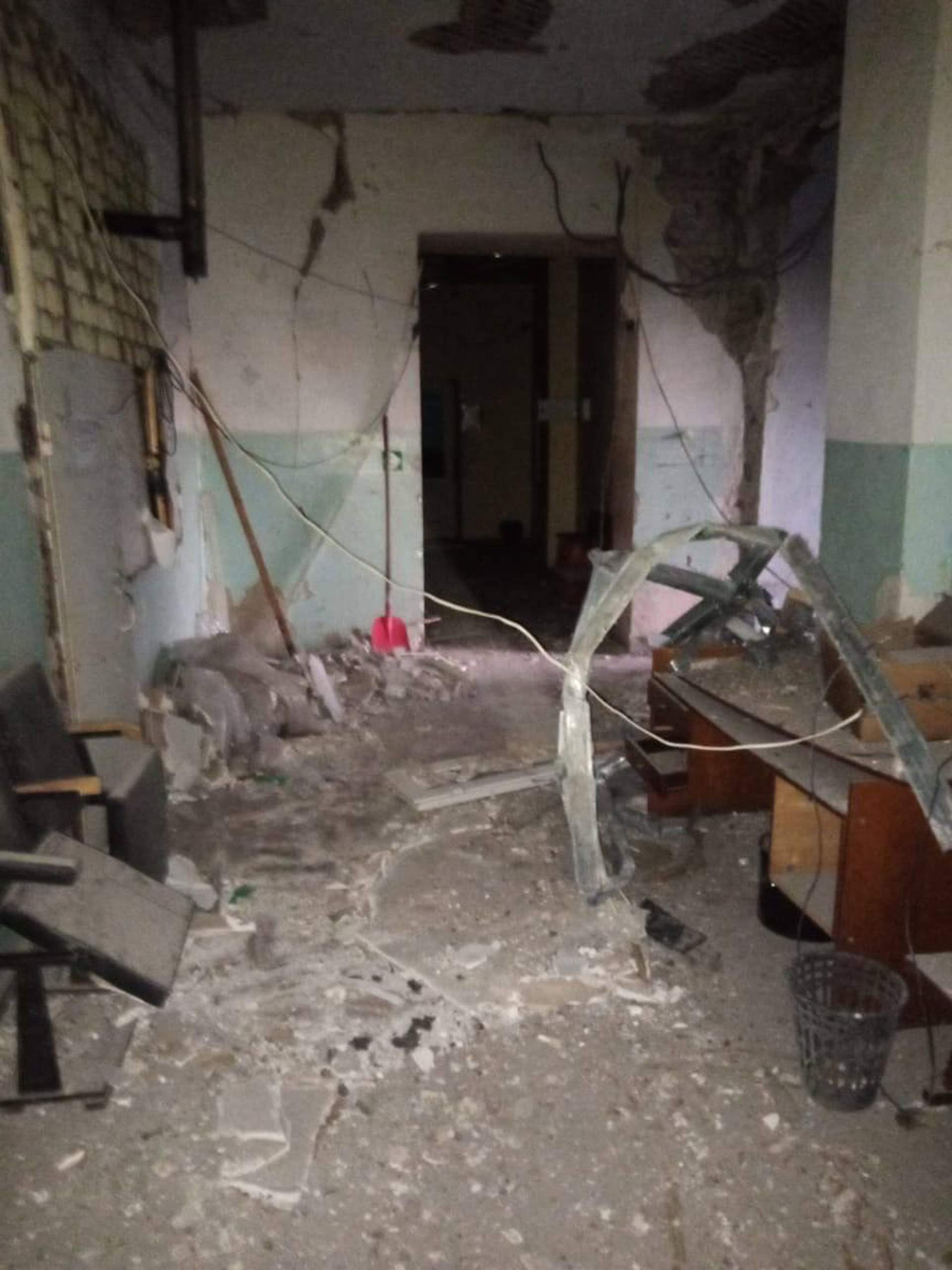 Військові рф поцілили у гуманітарний штаб на Херсонщині