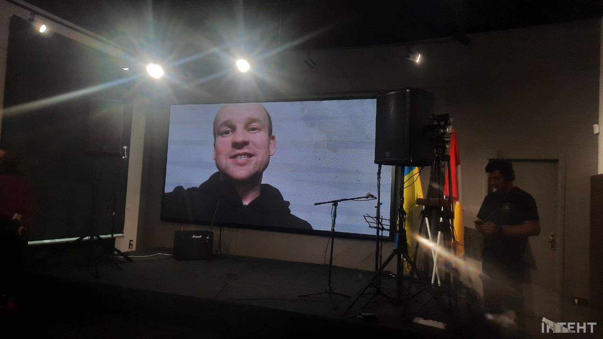 День гумору в Одесі: концерт, флешмоб "Чемодан-вокзал-росія" та арт-виставка