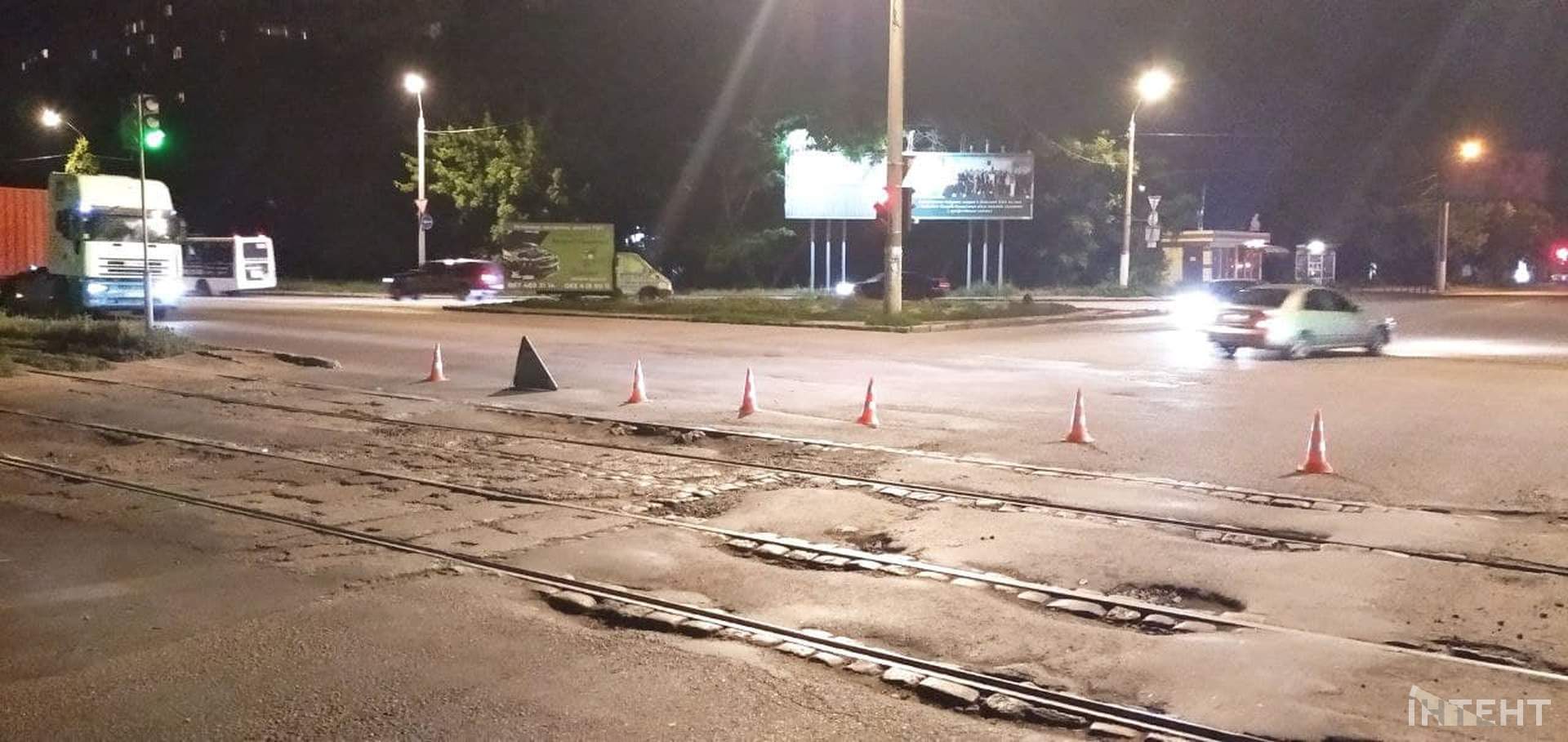 Як на перехресті Заболотного та Добровольського круговий рух облаштували