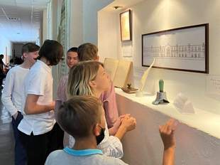 Як вчителі та учні одеської школи створили віртуальний музей