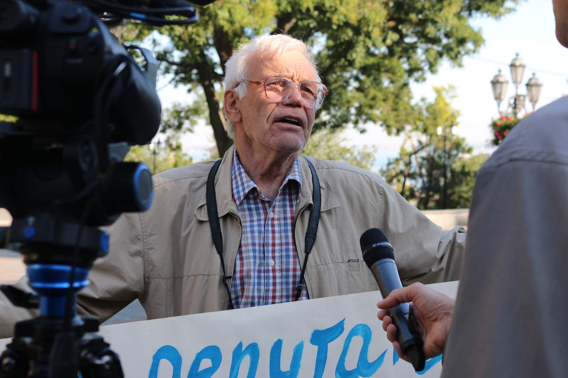Сессия Одесского городского совета: миллиард на ТЭЦ, митинги против застройки и муниципалы против общественников