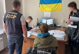 Директора підприємства в Одесі відправили в СІЗО за підозрою у захопленні землі в центрі міста