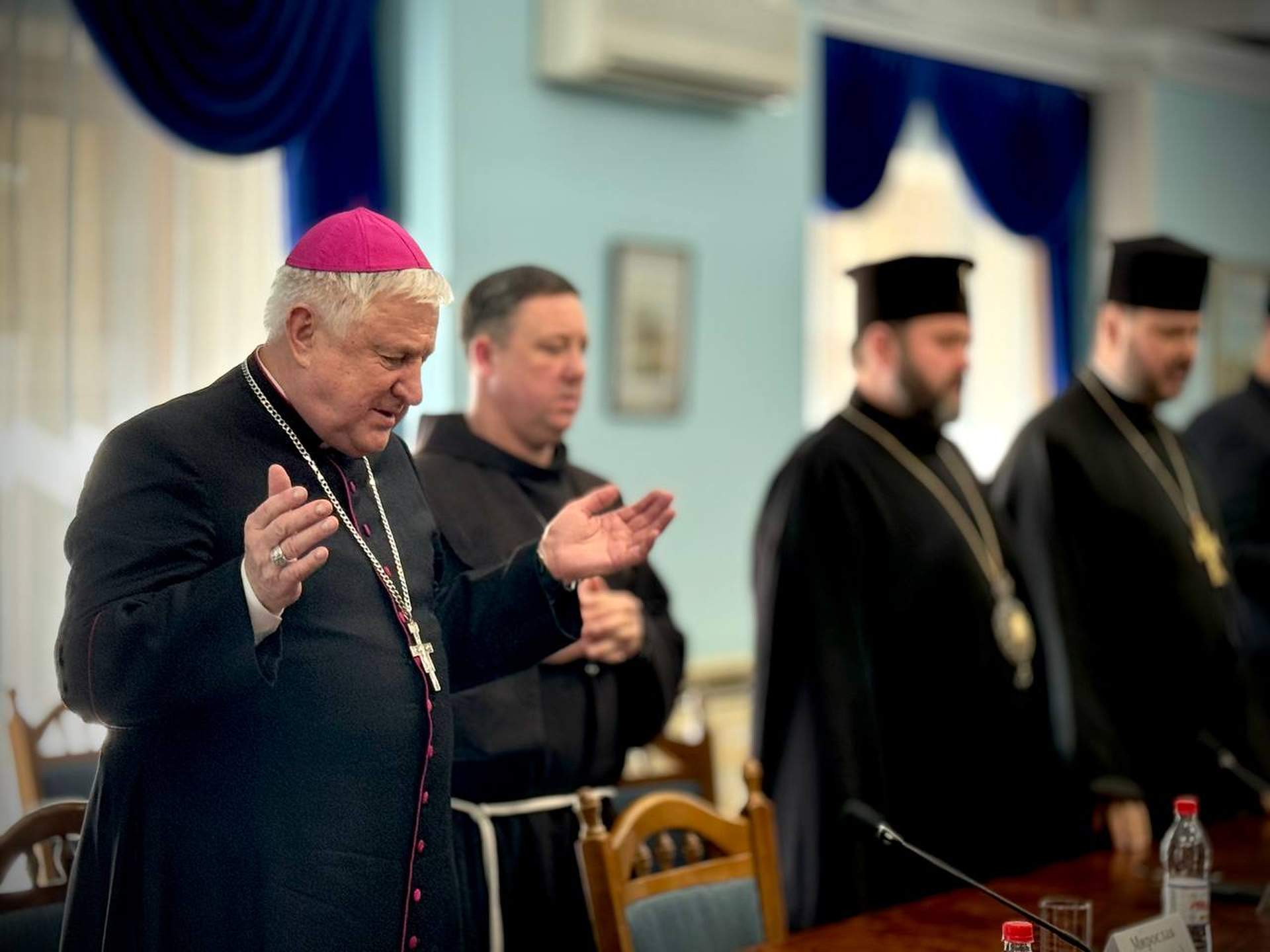 Кіпер зустрівся з представниками релігійних організацій в Одесі: що обговорювали