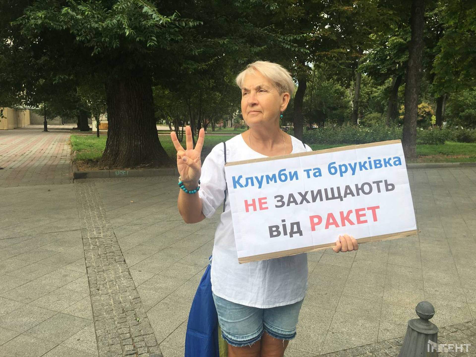 Скоро річниця: одесити продовжують вимагати від місцевої влади більше допомагати ЗСУ