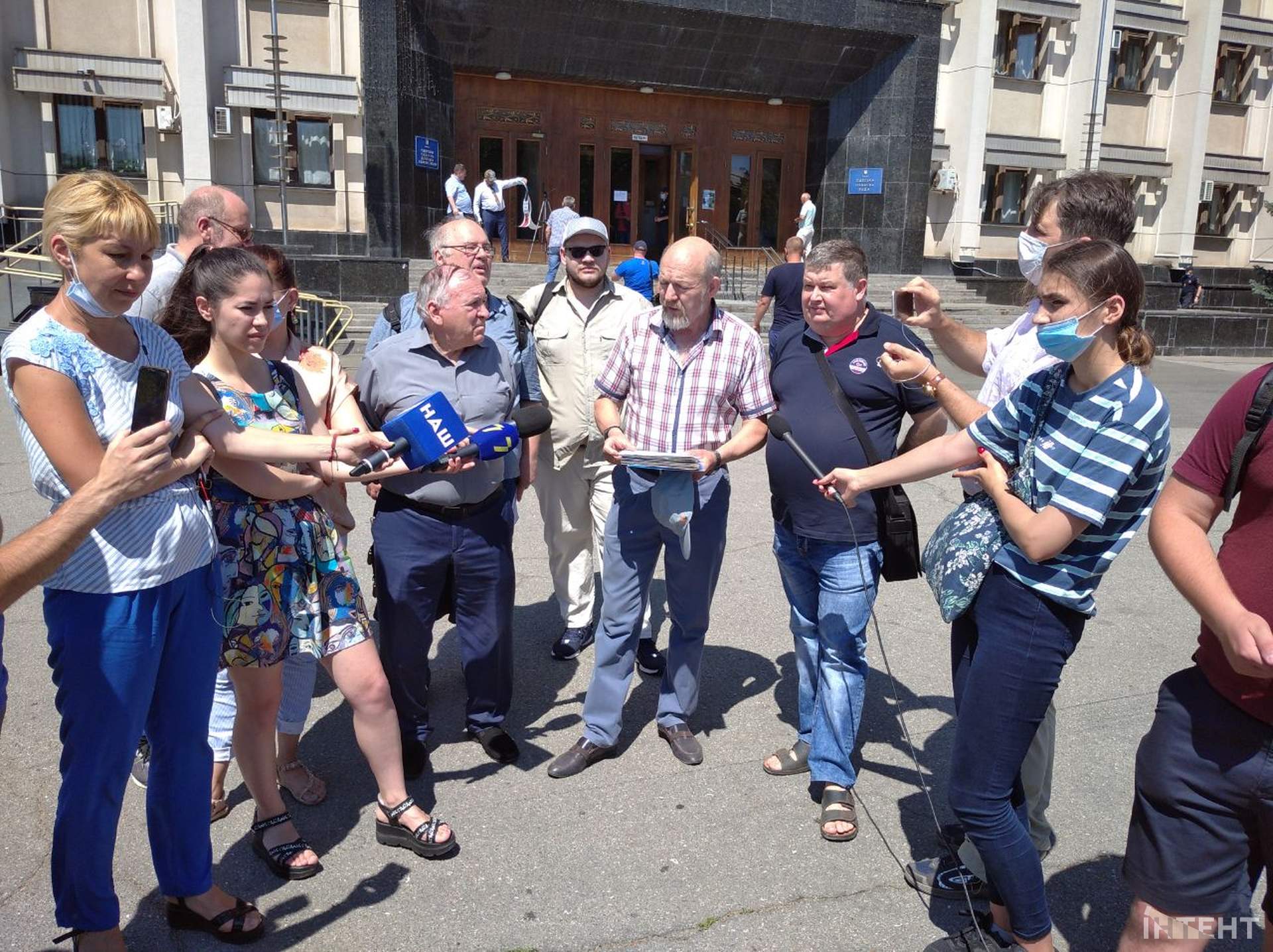Біля Одеської облдержадміністрації відбувся мітинг журналістів проти законопроєкту про медіа