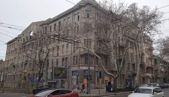 Будівля де знайшли тіло. ФОТО: Інтент/Кирило Бойко