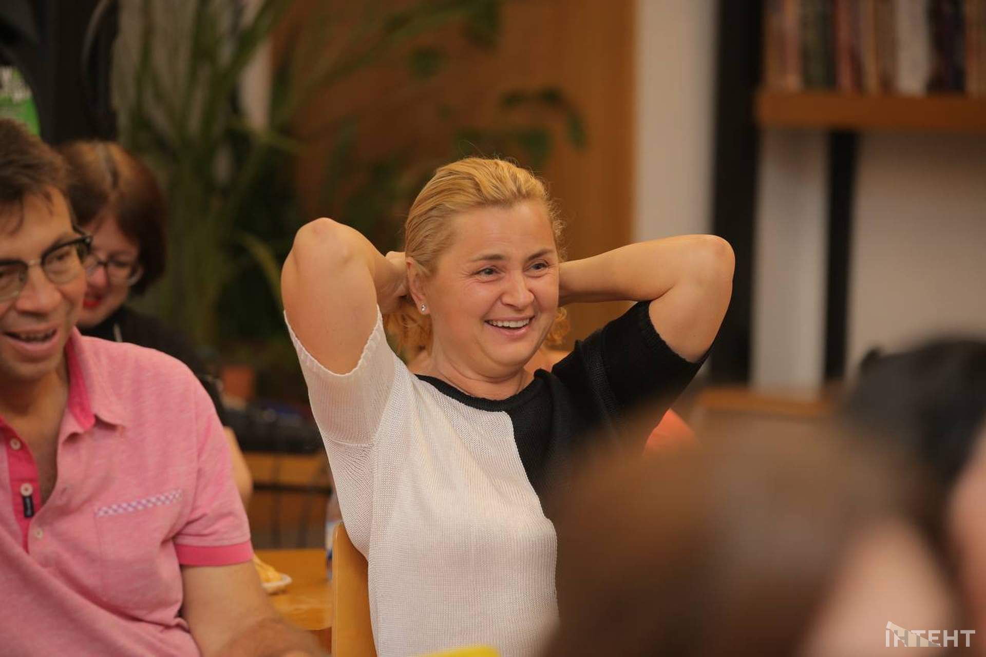 В Одесі жінки говорили з гумором про серйозне