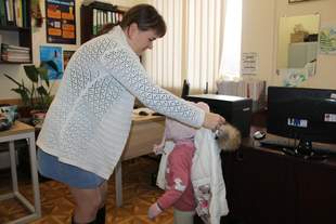 У Білгороді-Дністровському дітей соціально вразливої категорії забезпечили зимовим одягом