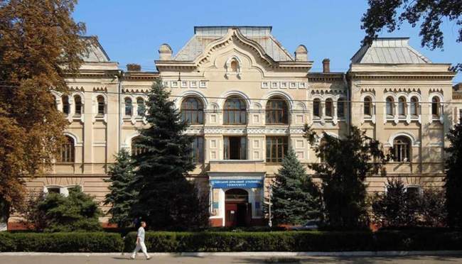 В Одесі обрали компанію для ремонту вікон університету за 11 мільйонів