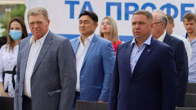 Бывшие члены фракции политической партии "Наш Край". ФОТО: nikvesti.com