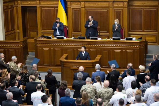 Економічний паспорт, війна та множинне громадянство: про що говорив Зеленський в парламенті