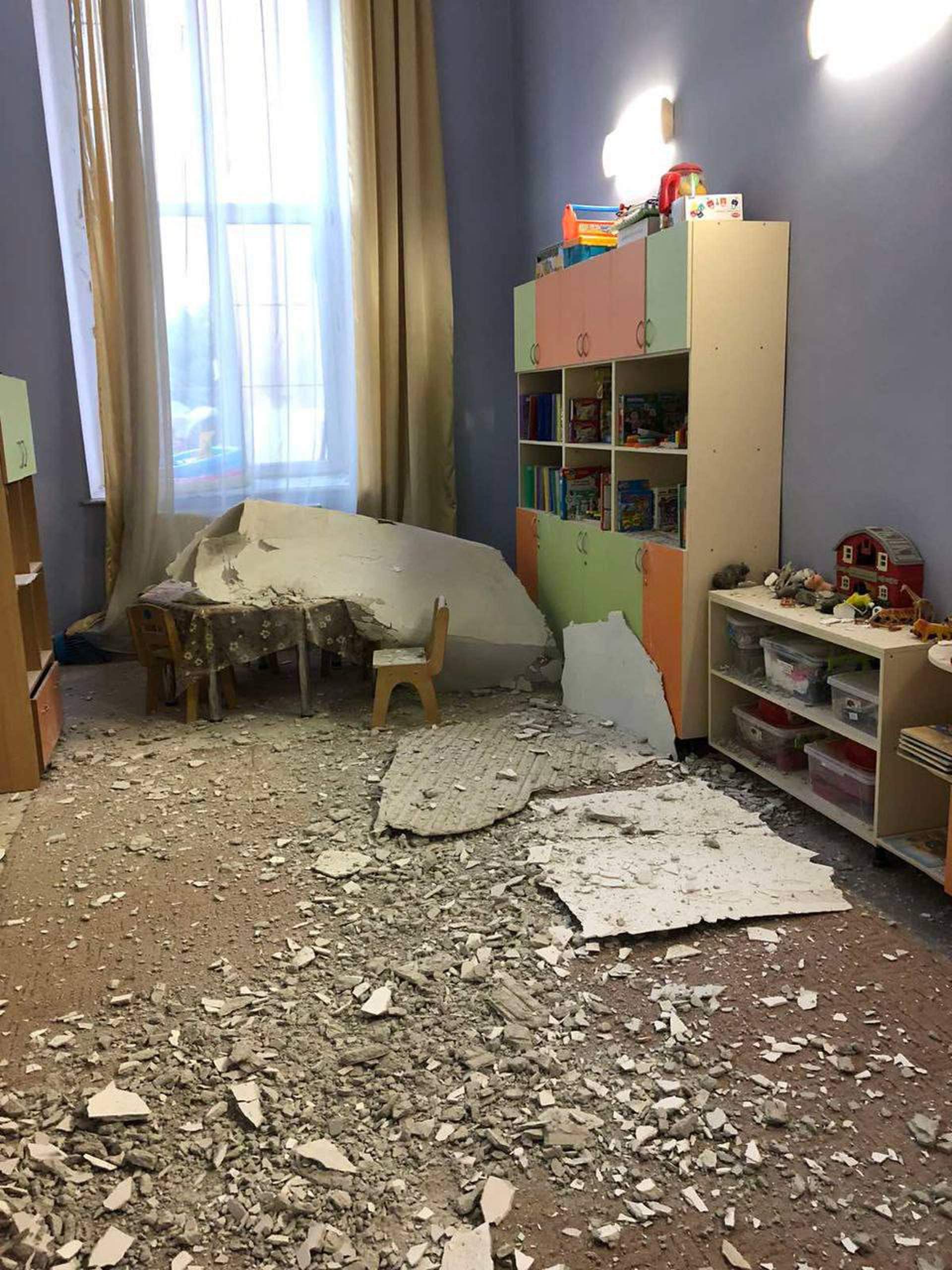 Школи та садочки Одеси постраждали через ракетний удар росії