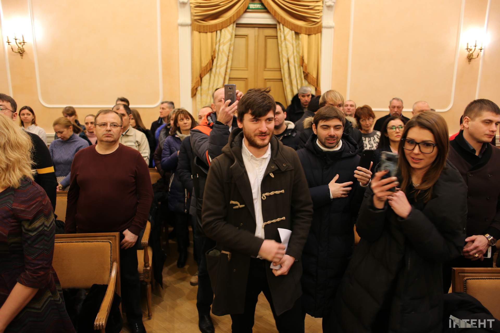 Сесія Одеської міської ради в об'єктиві ІзбірКома