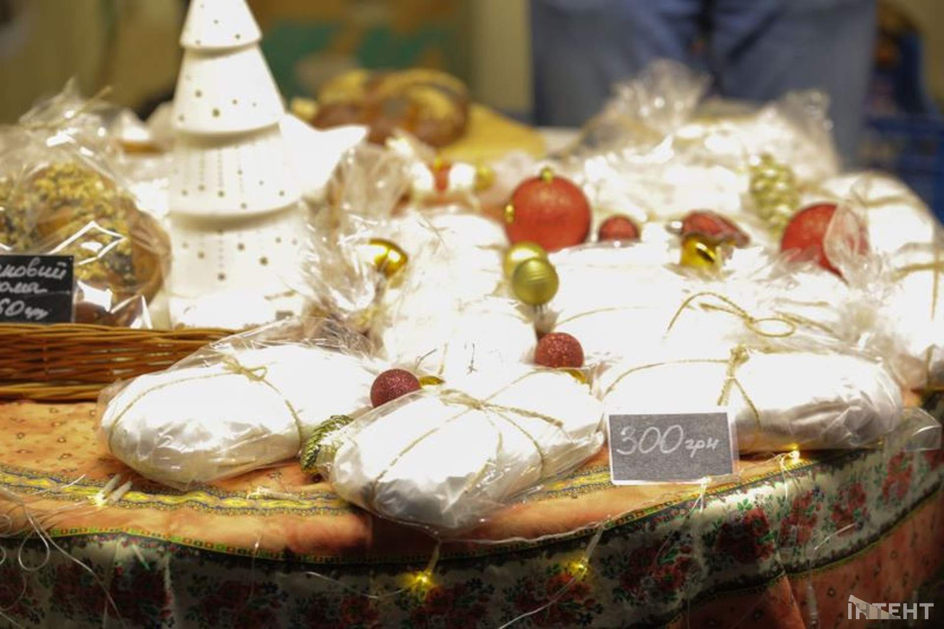 Святково та смачно: біля Кірхи проходить Різдвяний ярмарок