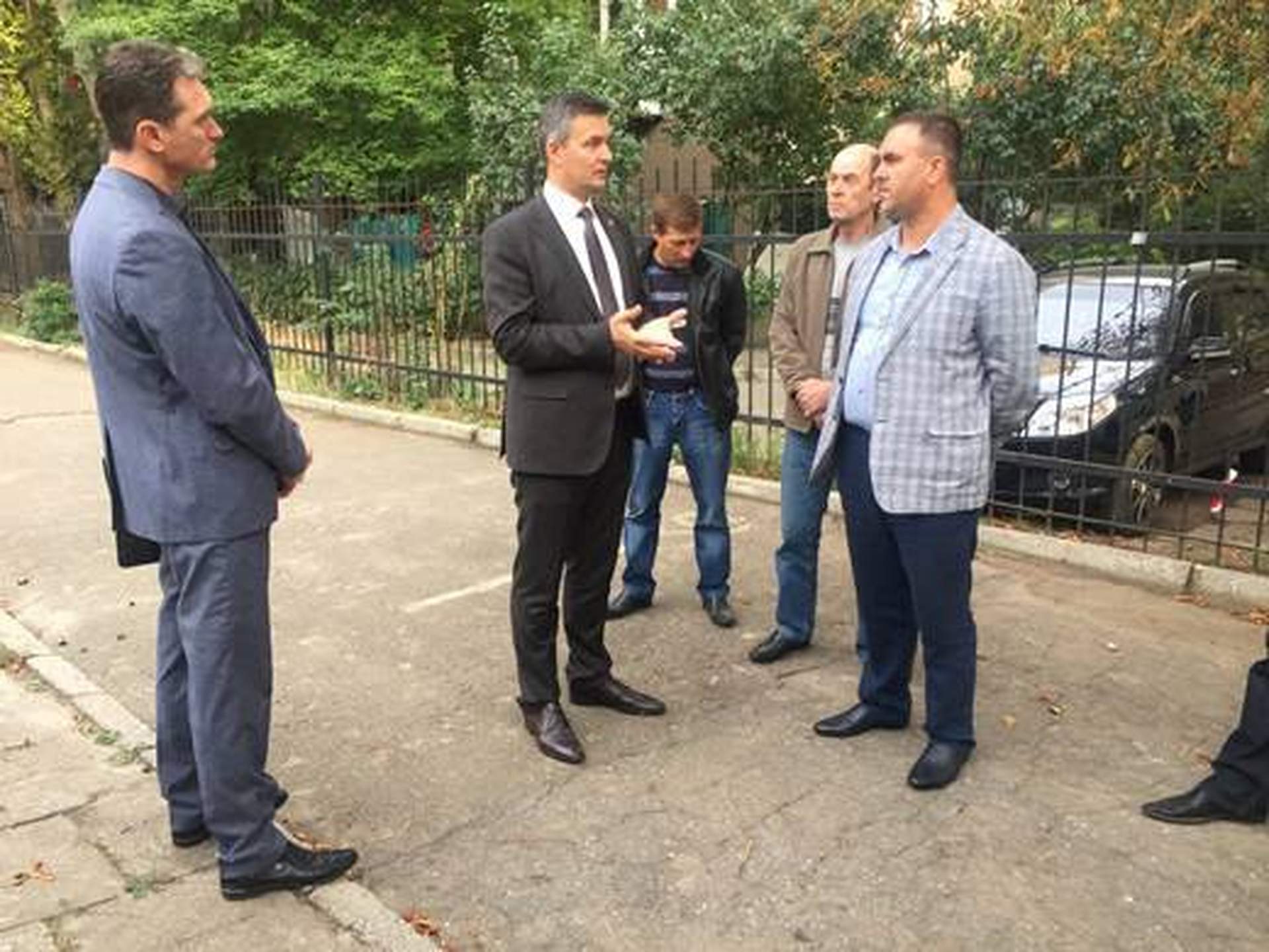 Ремонты по-одесски: теплосети, площадь, школа и дамба