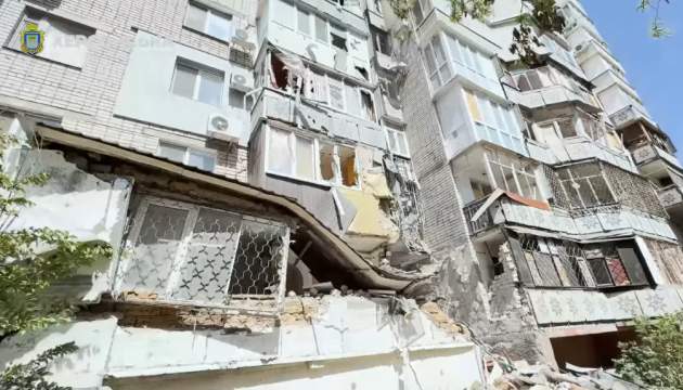 Обстріл Корабельного району міста. ФОТО: Херсонська ОВА