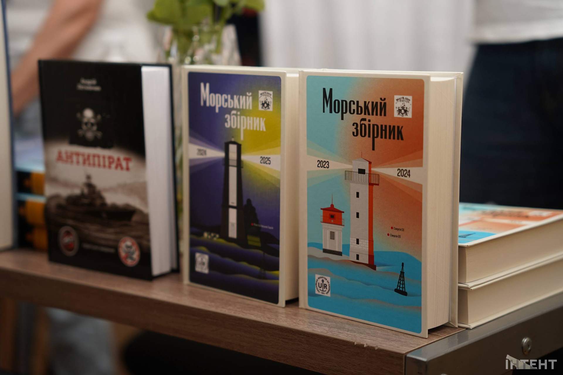 Капітан з Одеси став переможцем конкурсу морської прози