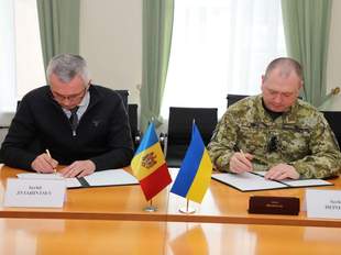 Україна та Молдова підписали протокол про спільний контроль в пункті пропуску на Одещині