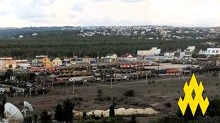 Оккупанты в Севастополе разобрали списанные авто для восстановления техники