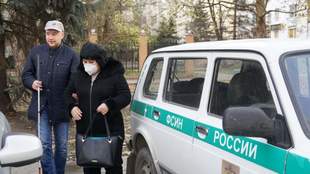 In Crimea, security forces take a defendant in the "case of Crimean Muslims" to an unknown destination