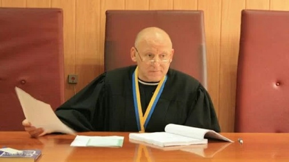 Помер суддя, який засудив одеського активіста Стерненка за викрадення людини