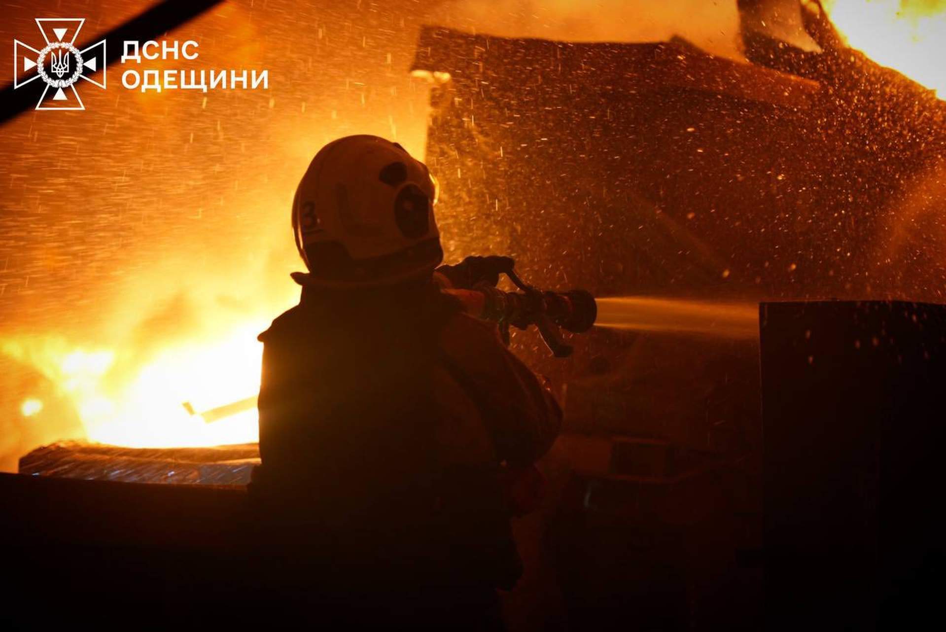 В Одесі дрон уразив промисловий об'єкт