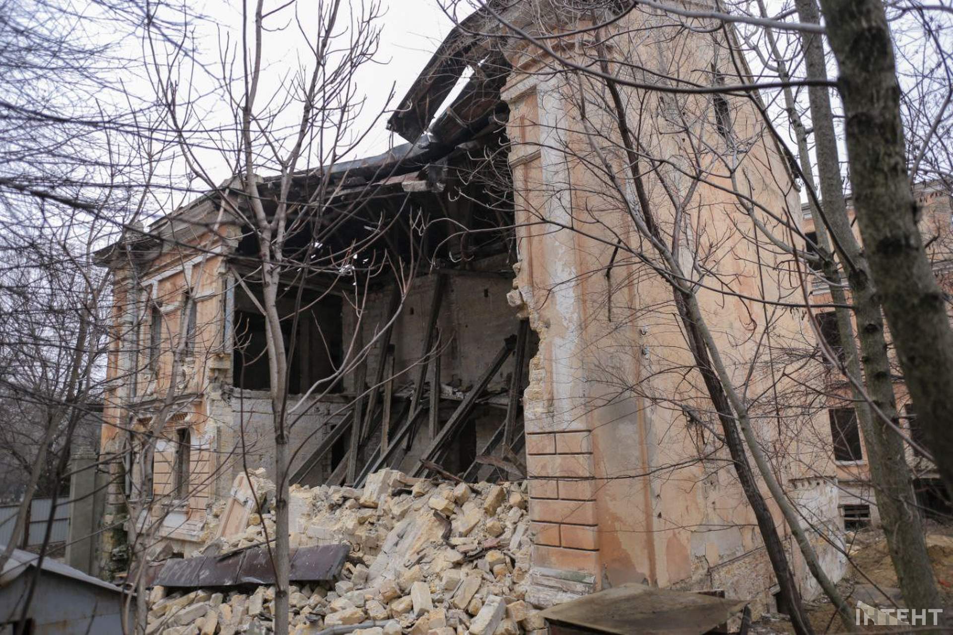 В Одесі обвалилася частина історичної пам'ятки