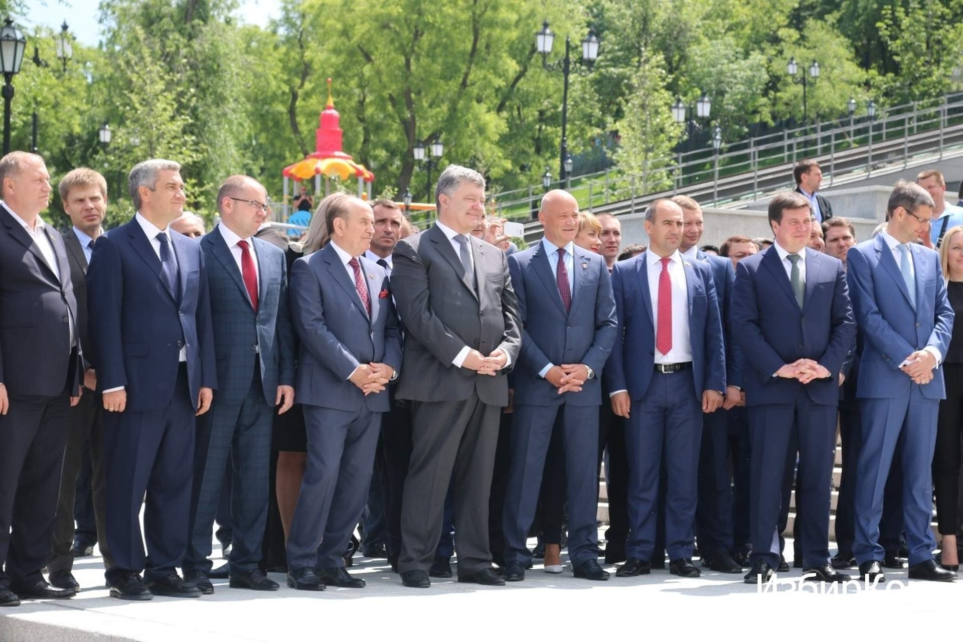 Визит Президента: двухметровые заборы и открытие Стамбульского парка