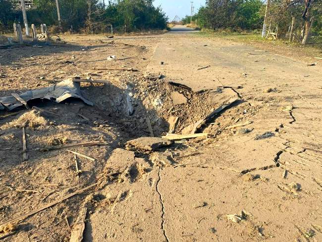 Наслідки обстрілів. Фото: поліція Херсонської області