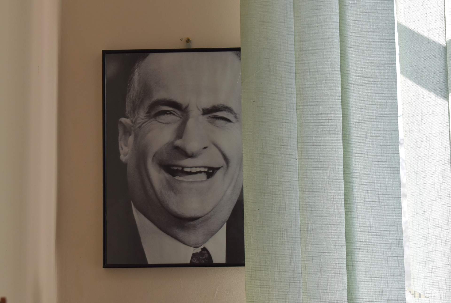 Екскурсія кабінетами "Суспільного": поєднання різних епох одеського телебачення