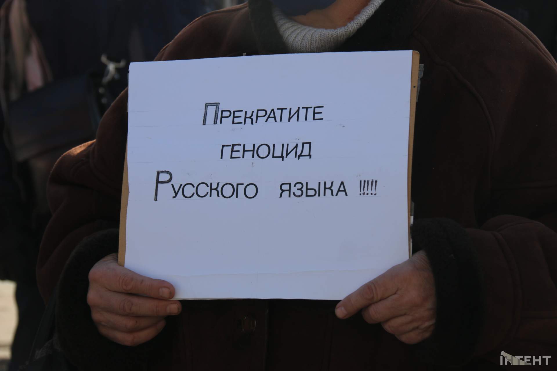 Мітинги та депутати в об'єктиві ІзбірКому