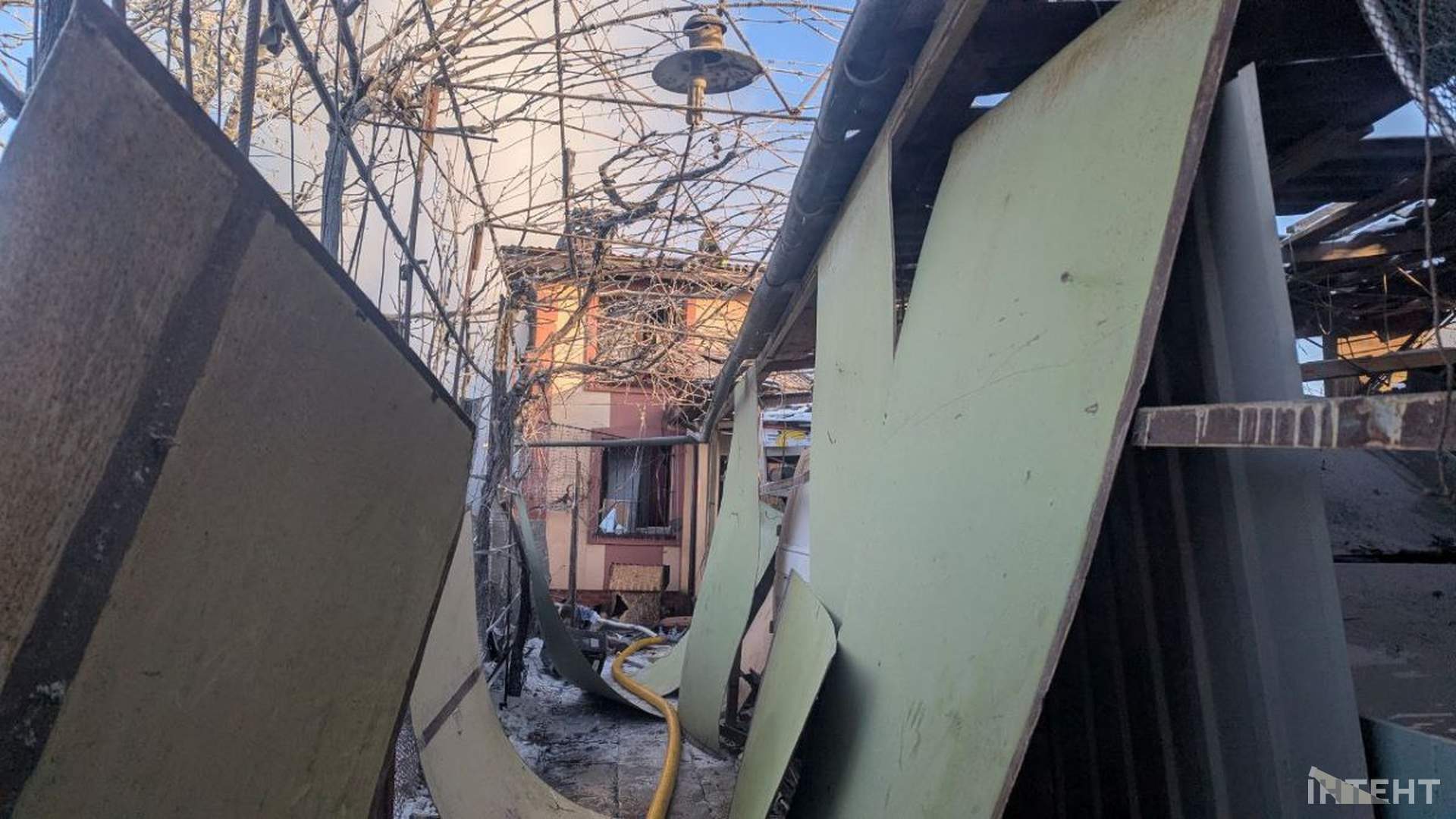 На Одещині через ворожу атаку постраждали будинки та склад