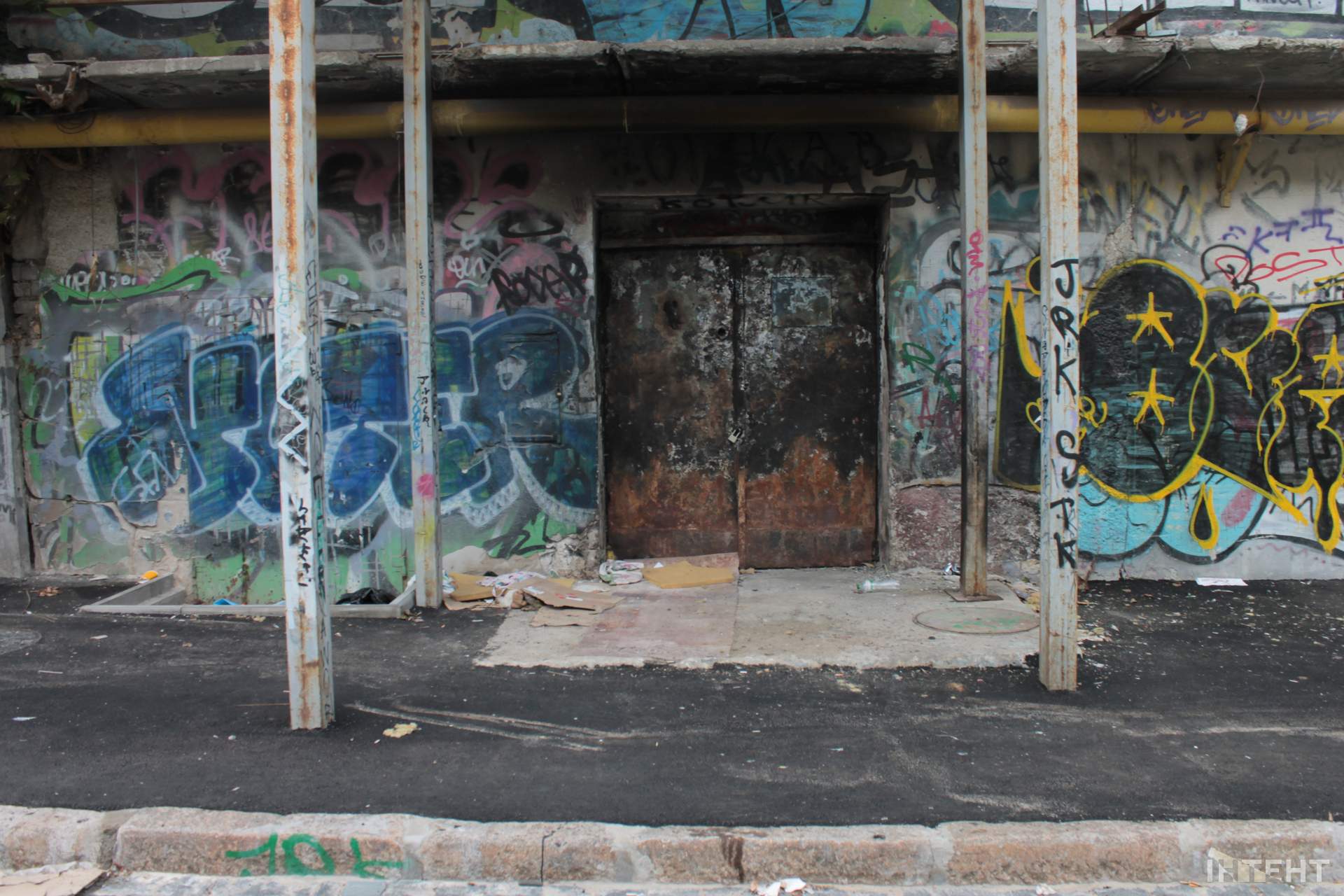 В Одесі майже завершили ремонтувати Деволанівський узвіз