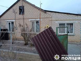 Під час обстрілів Херсонщини поранено цивільну людину та пошкоджено об'єкти інфраструктури
