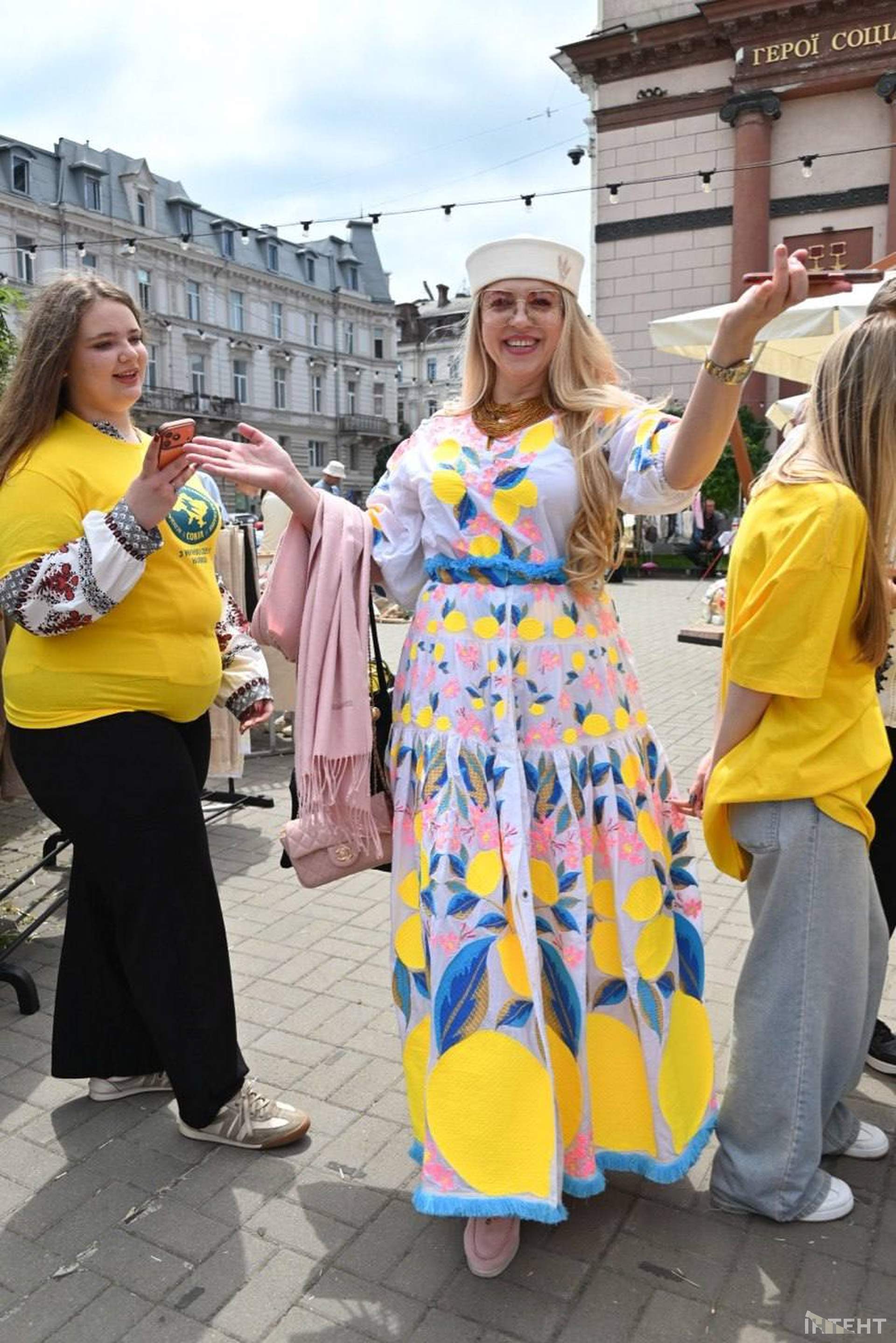 В Одесі провели етнофестиваль на підтримку парку Лесі Українки