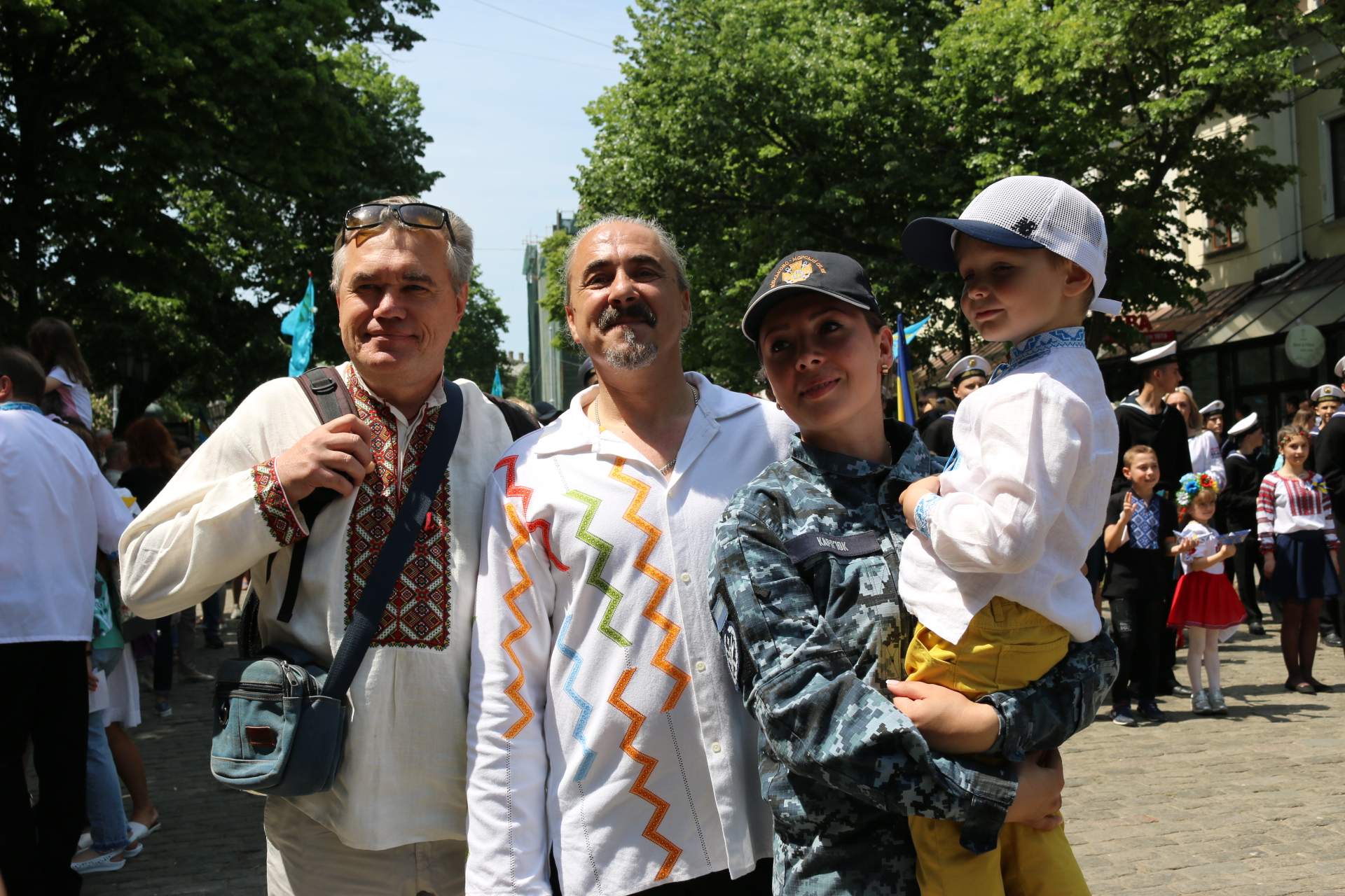 Мегамарш у вишиванках 2019