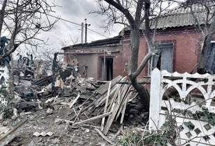 Під час російських обстрілів Херсонщини поранена людина й пошкоджені медичні установи