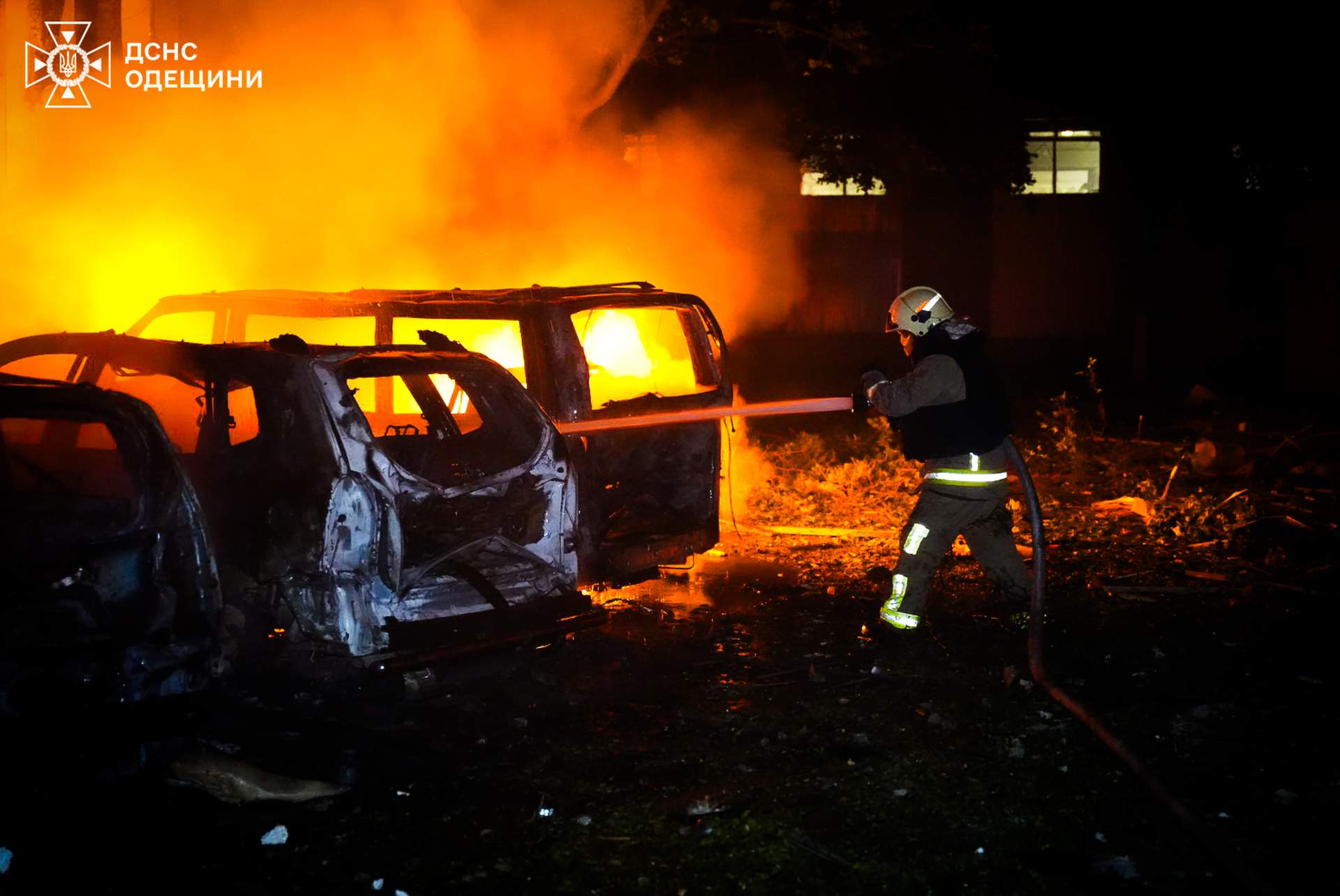 Вночі росіяни вбили в Одесі двох людей й поцілили в пологовий будинок